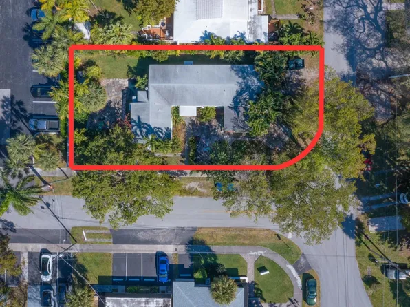 203 SE 10th Street, Fort Lauderdale, FL 33316