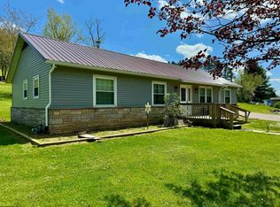 306 Sanders St, Terra Alta, WV 26764