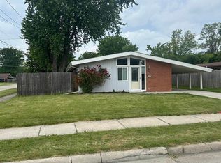 29417 Fairfax St, Southfield, MI 48076