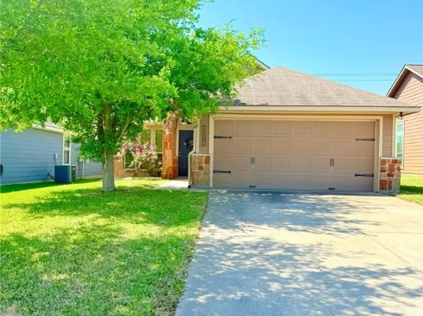 2816 Silver Oak Dr, College Station, TX 77845