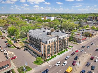 Liffey on Snelling, Saint Paul, MN 55104