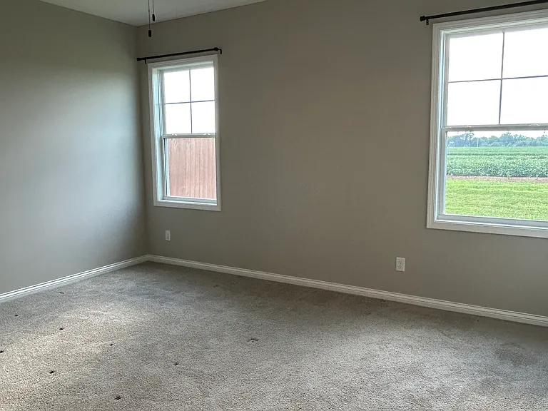 920 Anise Ln — Photo 8