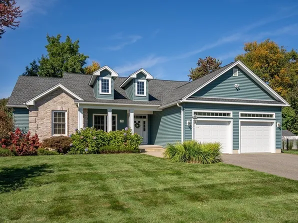 73 Zacks Way, Agawam, MA 01001