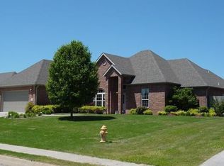 114 Skinner St, Centerton, AR 72719