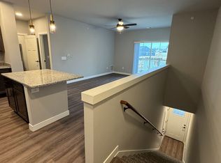 120 Peterson Trl #D, Oregon, WI 53575