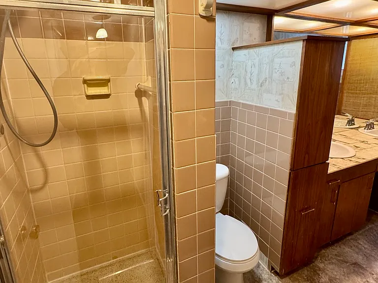 728 Saint Charles St #1 — Photo 12