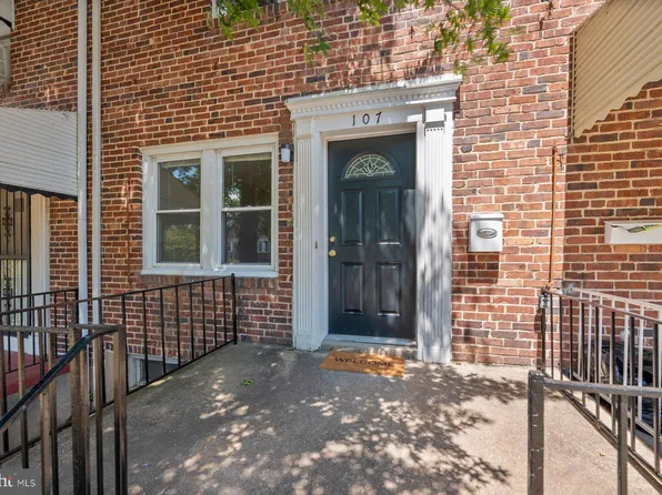 107 Upmanor Rd, Baltimore, MD 21229