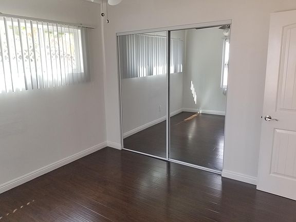 2nd image of 628 N Harvard Blvd