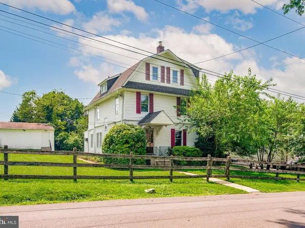 4400 School Ln, Drexel Hill, PA 19026