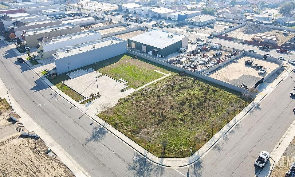 1st image of 5102 Park Diane Ave