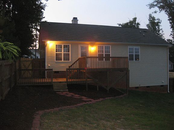 Fenced In Backyard w/2 Decks & Fresh Mulch!