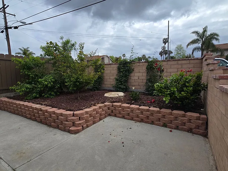 1236 Mackinnon Ave — Photo 11
