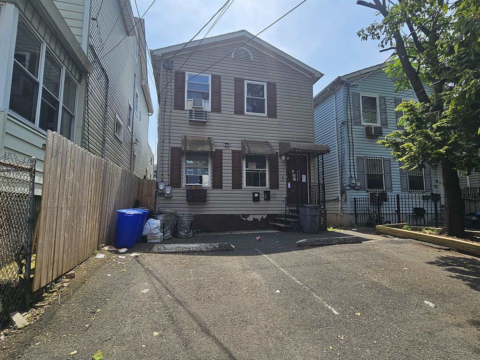 2nd image of 121 Orient Ave
