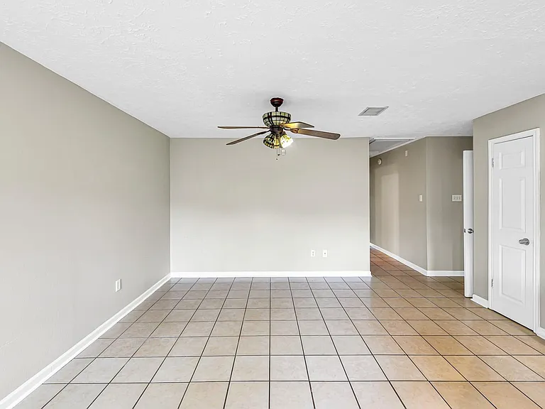19307 Wildoats Dr — Photo 11