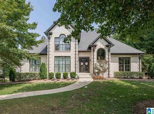 8121 Castlehill Rd, Birmingham, AL 35242