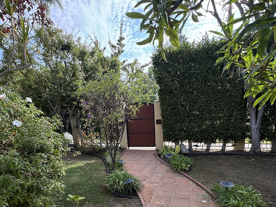 1st image of 1027 Havenhurst Dr