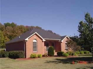 3671 Old Greenbrier Pike, Springfield, TN 37172