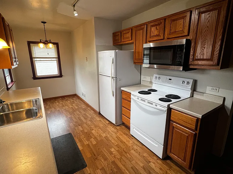 1303 Brookside Ave #1 — Photo 5