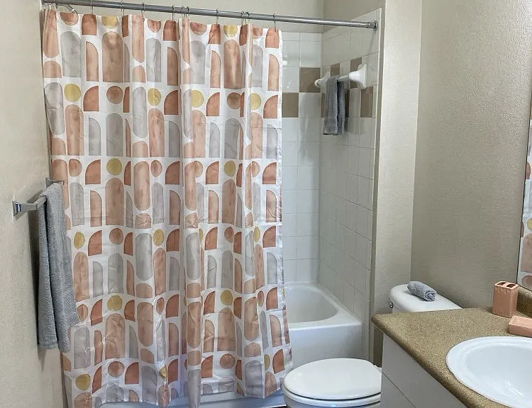 Westchester Woods Apartments — Photo 10