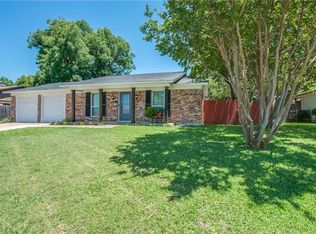 6225 Wheaton Dr, Fort Worth, TX 76133