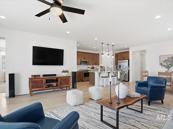 18466 N Geranium Way, Nampa, ID 83687