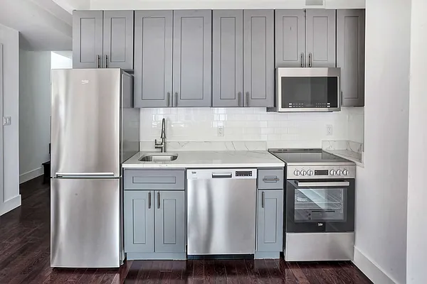 Rented by Compass | media 16