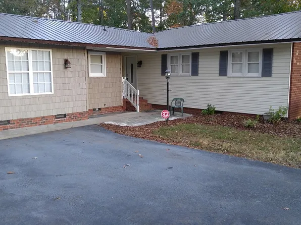351 Tonya Dr, Thomasville, NC 27360