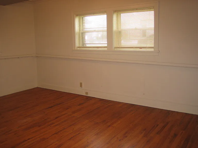 908 Grand Ave — Photo 26