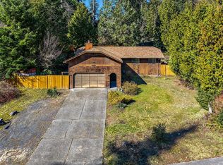 22252 34th Ave W, Brier, WA 98036