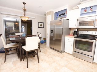 11463 SW 10th Ct, Davie, FL 33325