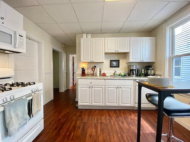 10 Athol St #2 — Photo 20