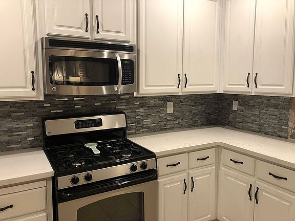 2nd image of 8100 Coral Blaze Ct
