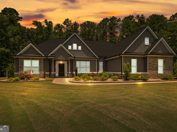 27 Dorian Ct, Newnan, GA 30265