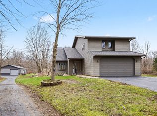 4901 South Dr, Athens, MI 49011