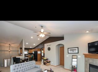 110 Watercress Rd, North Liberty, IA 52317