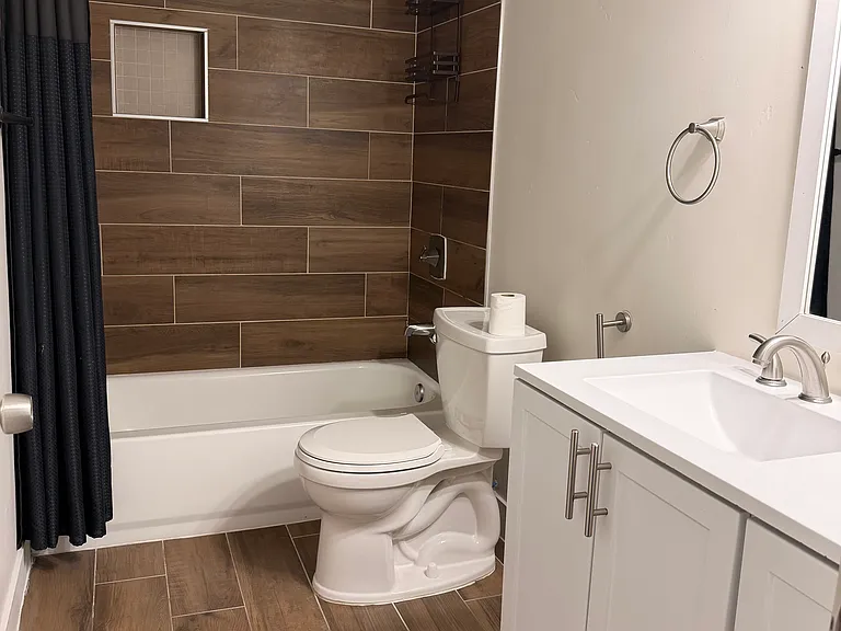 1140 S 880 W — Photo 3