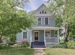 501 S Isham St, Waynesville, IL