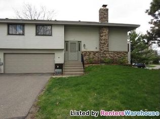 4462 Woodgate Ct, Eagan, MN 55122
