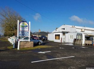 5233 Sunnyview Rd NE, Salem, OR 97305