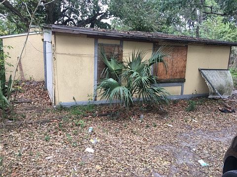 1st image of 4975 Holly Dr