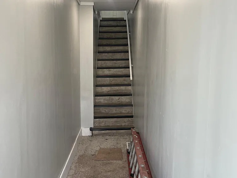 1136 Main St — Photo 26