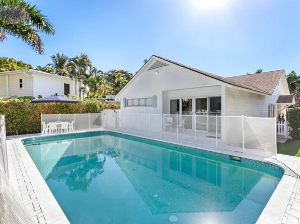 211 Miraflores Dr, Palm Beach, FL 33480