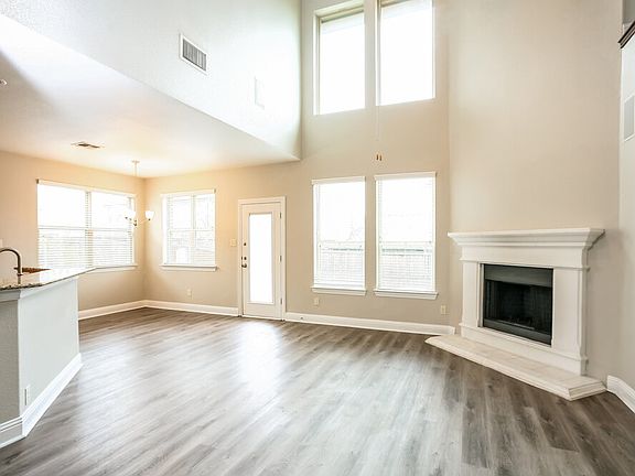 5th image of 2405 Comal Ct