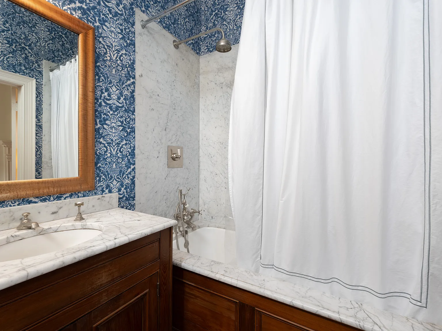 2 bed, 1940 sqft, $13,000 — Photo 4