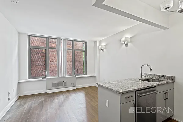 Rented by (Legacy) Elegran | media 52