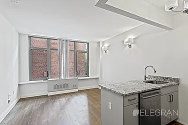 Rented by (Legacy) Elegran