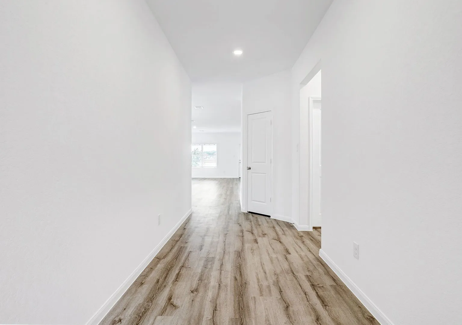 Move-In Special: Two Weeks Free Spacious Single-Story With Dual Primary Suites — Photo 3