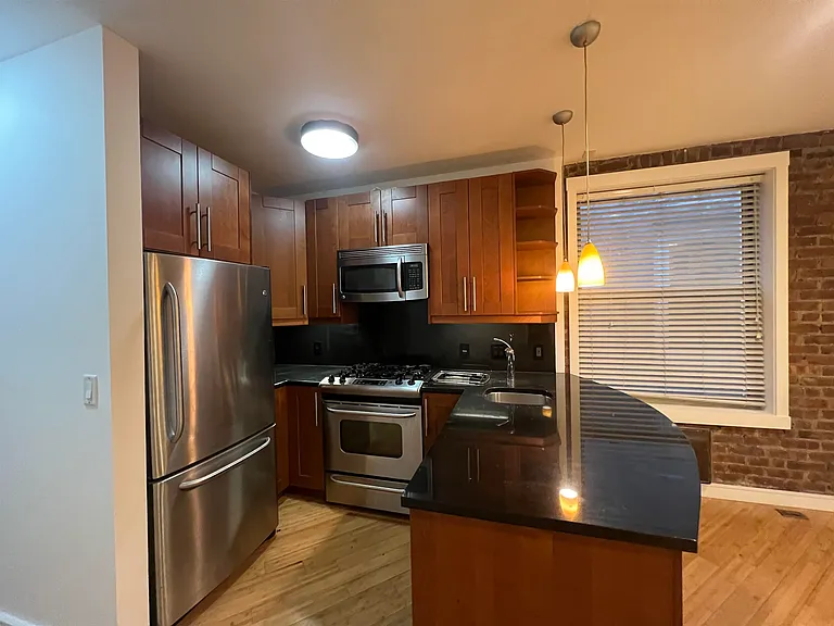 324 Baldwin Ave #2A — Photo 5