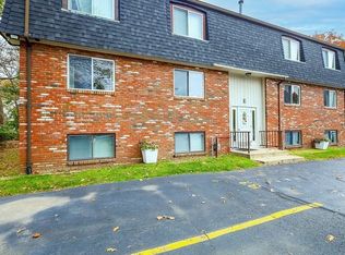 109 Maple St E UNIT 3, Attleboro, MA 02703