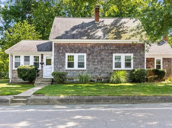 77 Elm St, North Easton, MA 02356